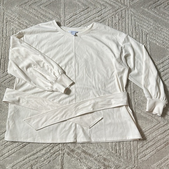 Elegant Cream Women's Top -2x - Picture 5 of 5